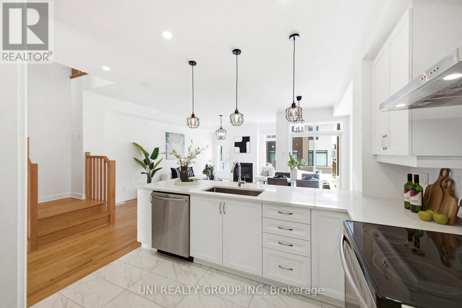 828 Chipping Circle, Ottawa, Ontario  K4M 0E7 - Photo 9 - X12846264