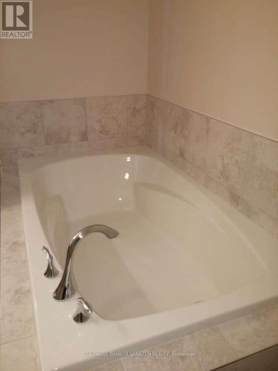 47 Arkose Street, Ottawa, Ontario  K2T 0M1 - Photo 12 - X12846278