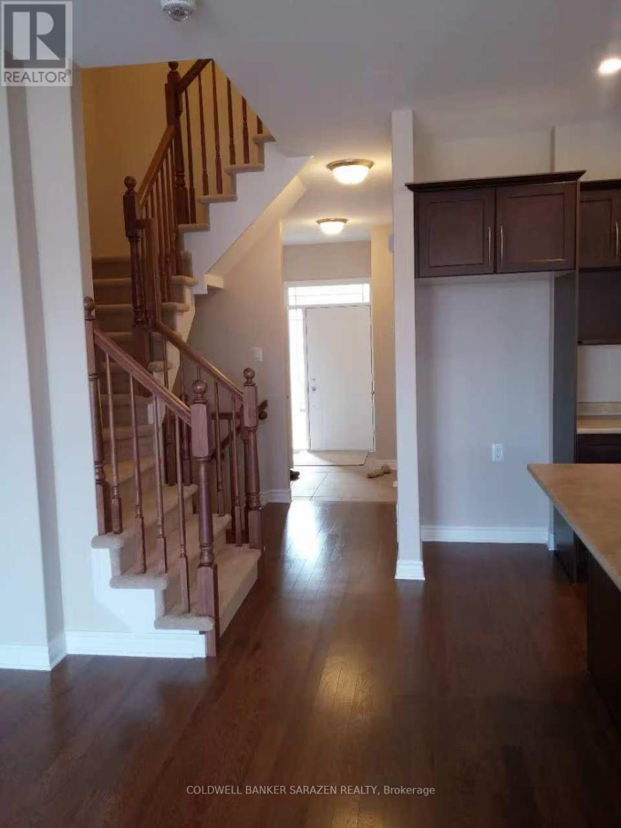 47 Arkose Street, Ottawa, Ontario  K2T 0M1 - Photo 2 - X12846278