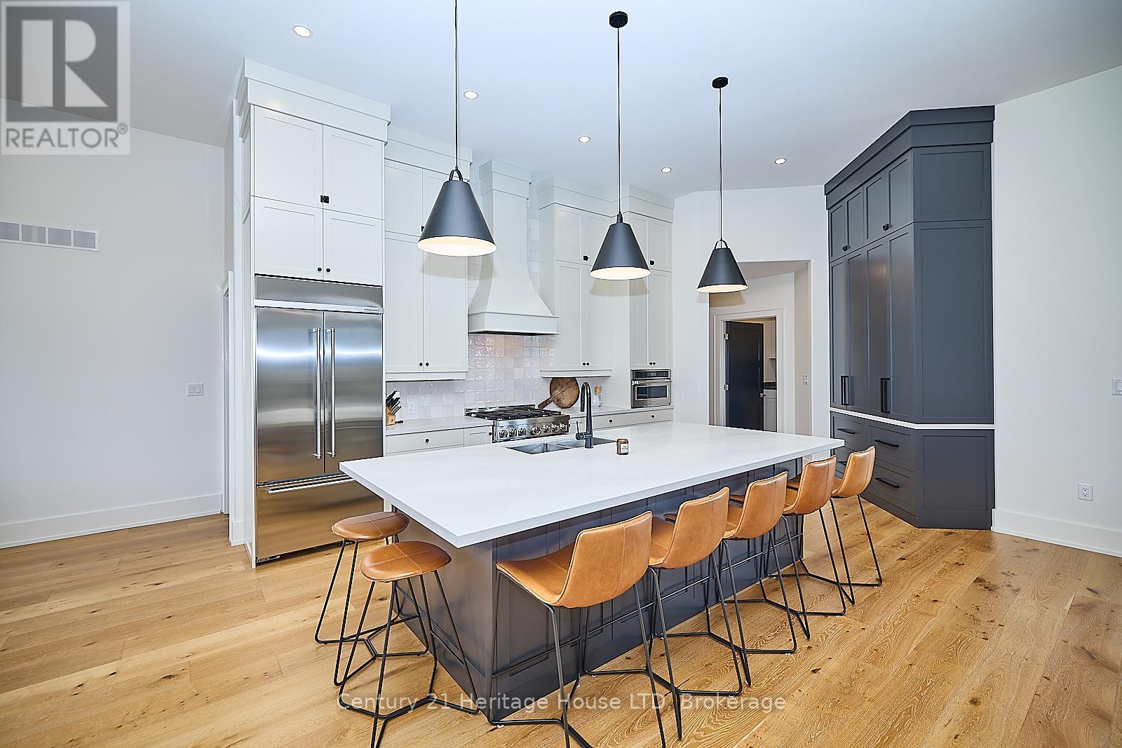 1716 Rebecca Street, Fort Erie, Ontario  L2A 5M4 - Photo 11 - X12846236