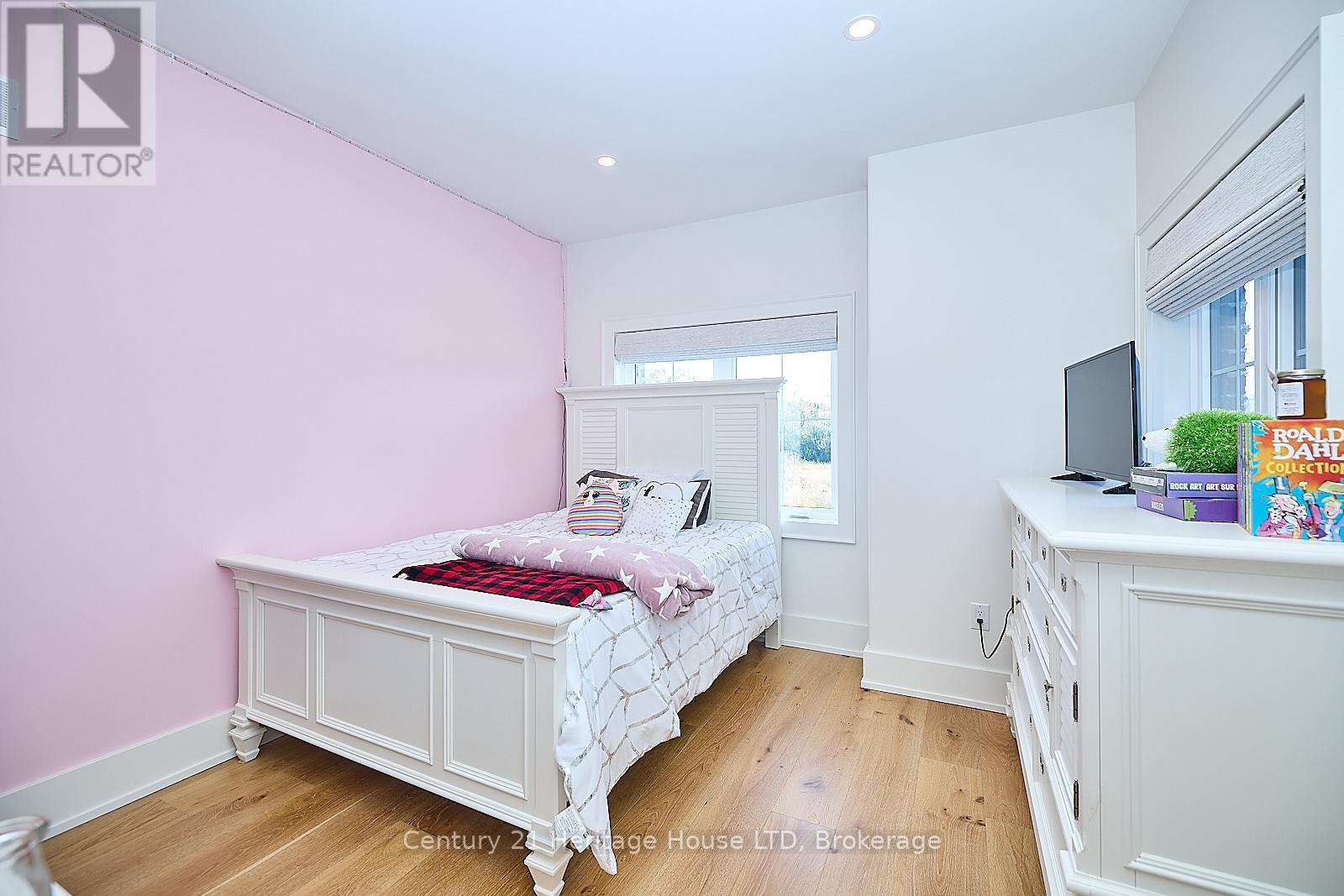 1716 Rebecca Street, Fort Erie, Ontario  L2A 5M4 - Photo 21 - X12846236