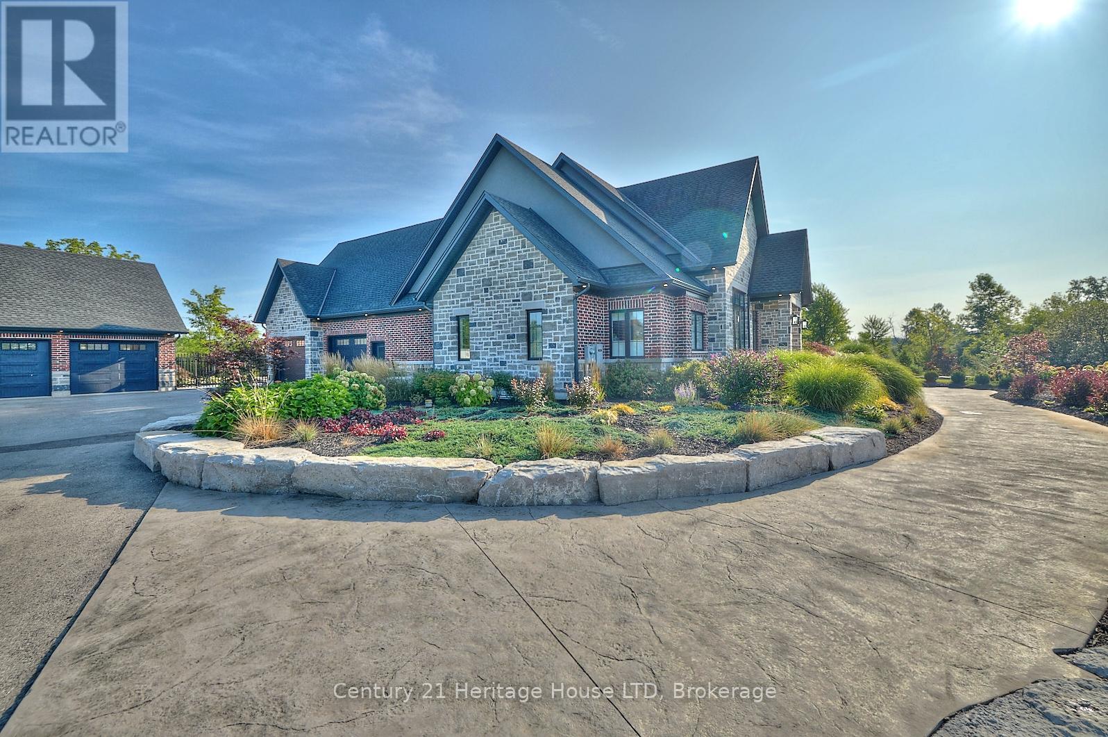 1716 Rebecca Street, Fort Erie, Ontario  L2A 5M4 - Photo 27 - X12846236