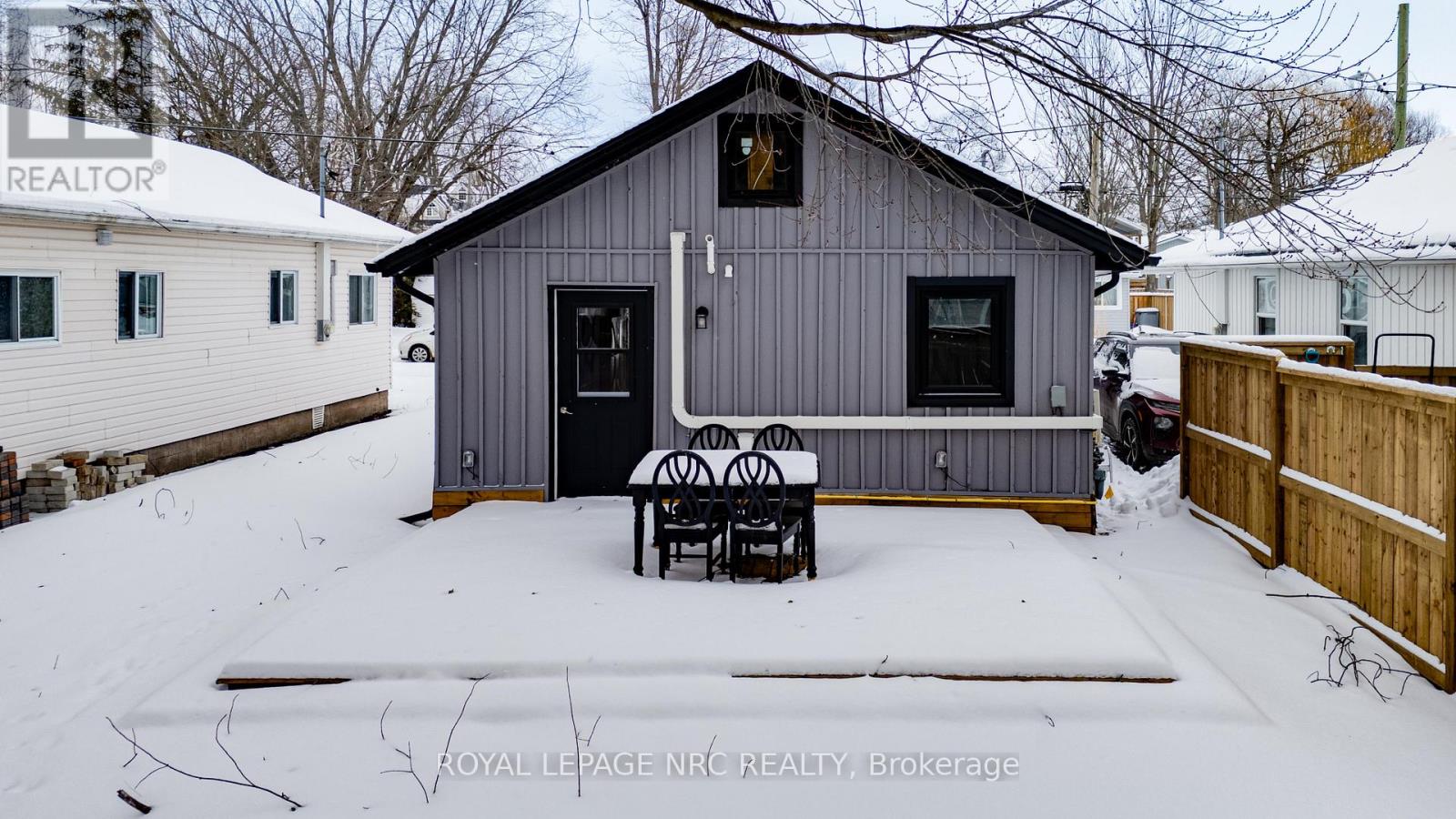 323 Oxford Avenue, Fort Erie, Ontario  L0S 1B0 - Photo 17 - X12846250