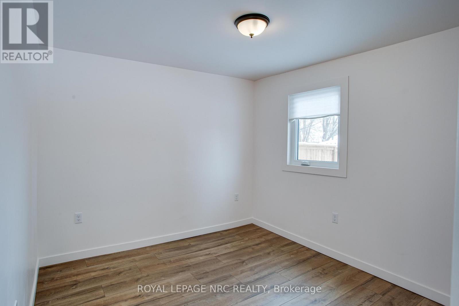 323 Oxford Avenue, Fort Erie, Ontario  L0S 1B0 - Photo 28 - X12846250