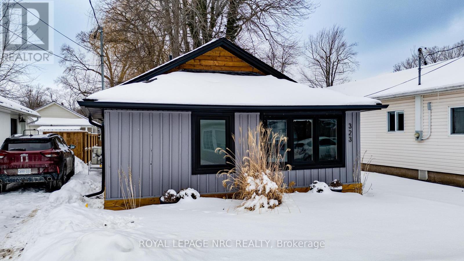 323 Oxford Avenue, Fort Erie, Ontario  L0S 1B0 - Photo 3 - X12846250