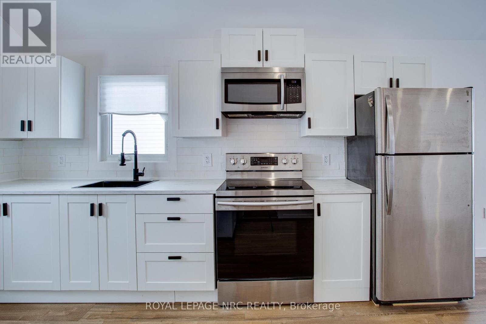 323 Oxford Avenue, Fort Erie, Ontario  L0S 1B0 - Photo 30 - X12846250