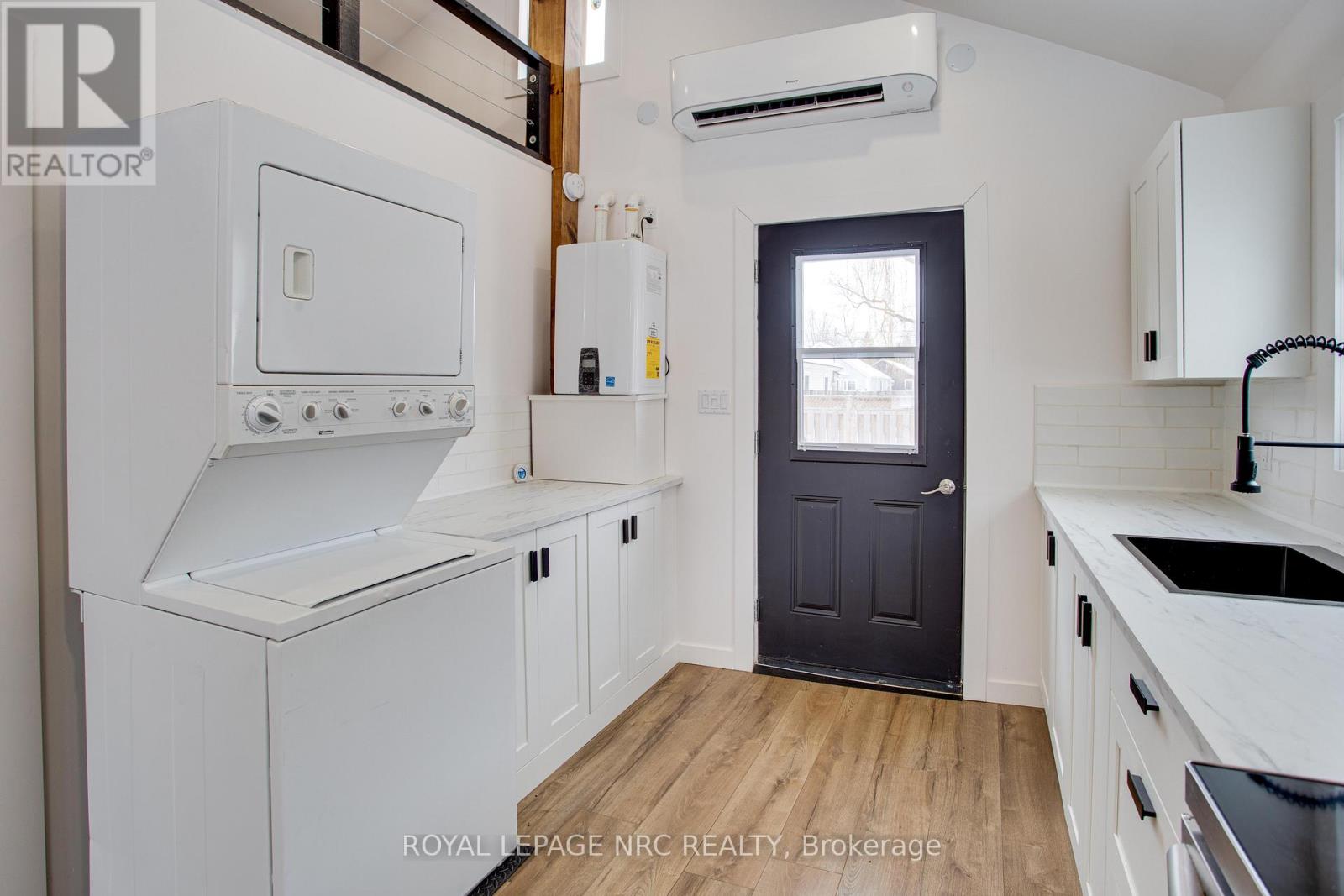 323 Oxford Avenue, Fort Erie, Ontario  L0S 1B0 - Photo 31 - X12846250