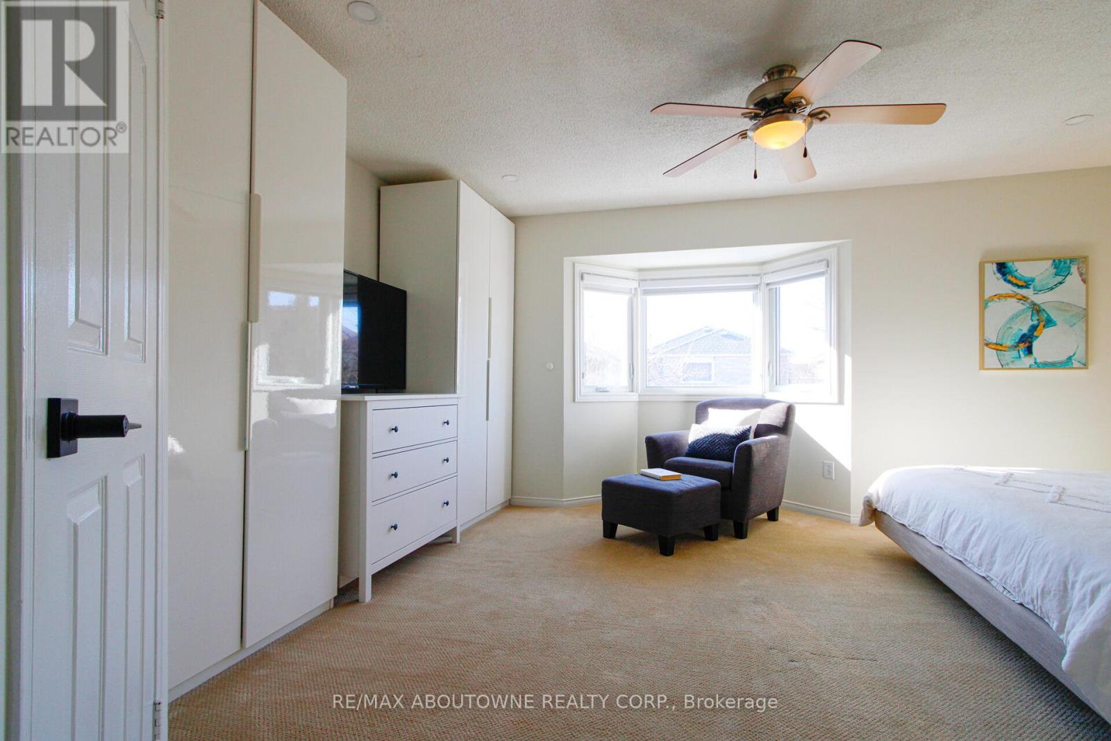 3845 Cedar Hedge Rise, Mississauga, Ontario  L5N 6X2 - Photo 28 - W12841434