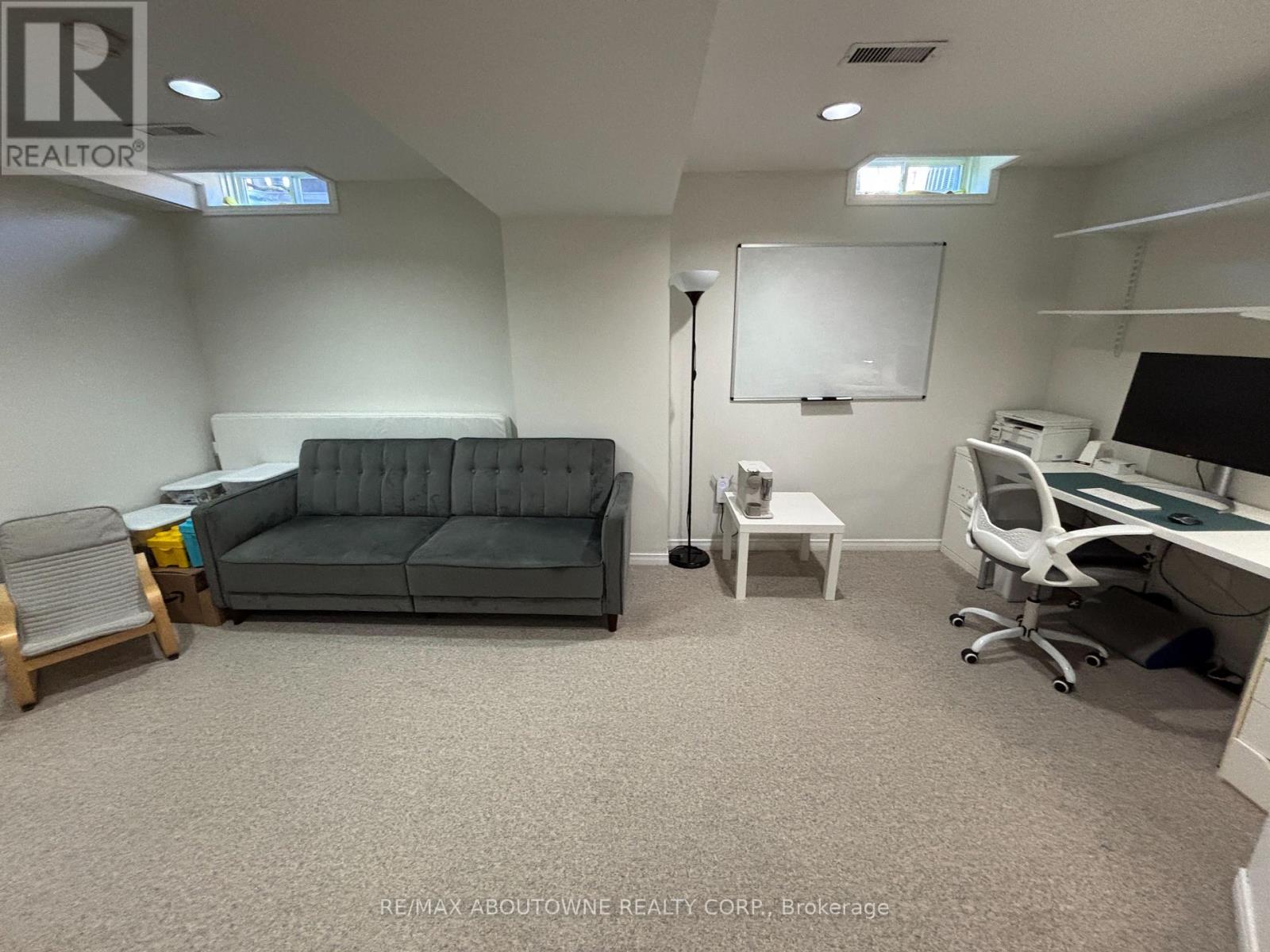 3845 Cedar Hedge Rise, Mississauga, Ontario  L5N 6X2 - Photo 32 - W12841434