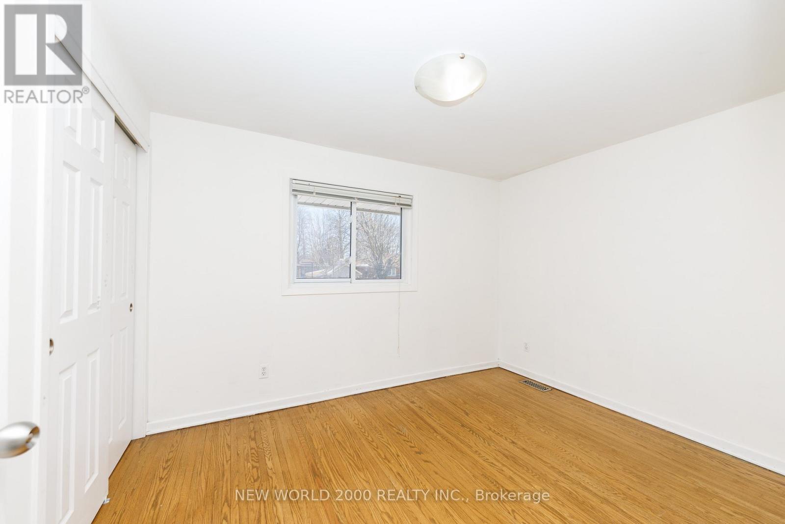 62 Champlain Avenue, Welland, Ontario  L3C 2L7 - Photo 23 - X12845610