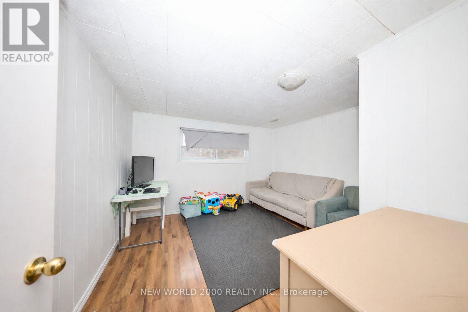 62 Champlain Avenue, Welland, Ontario  L3C 2L7 - Photo 25 - X12845610