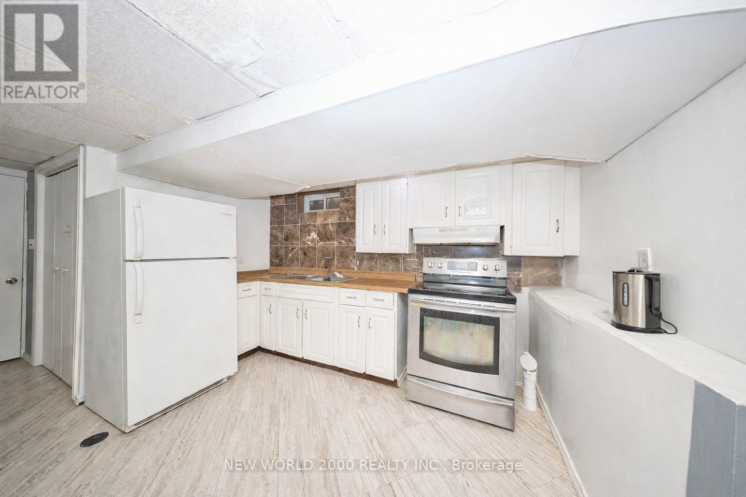 62 Champlain Avenue, Welland, Ontario  L3C 2L7 - Photo 29 - X12845610