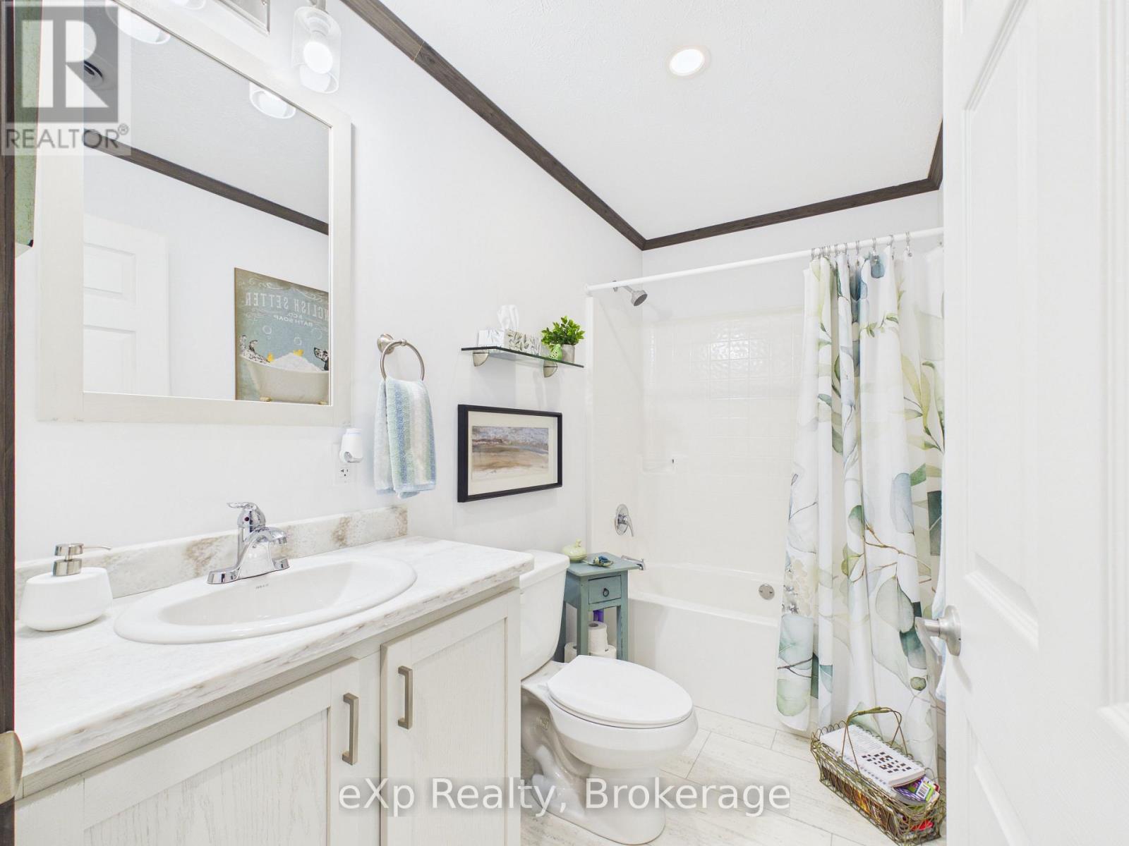 206 Spruce Drive, West Grey, Ontario  N0G 0C4 - Photo 35 - X12846222