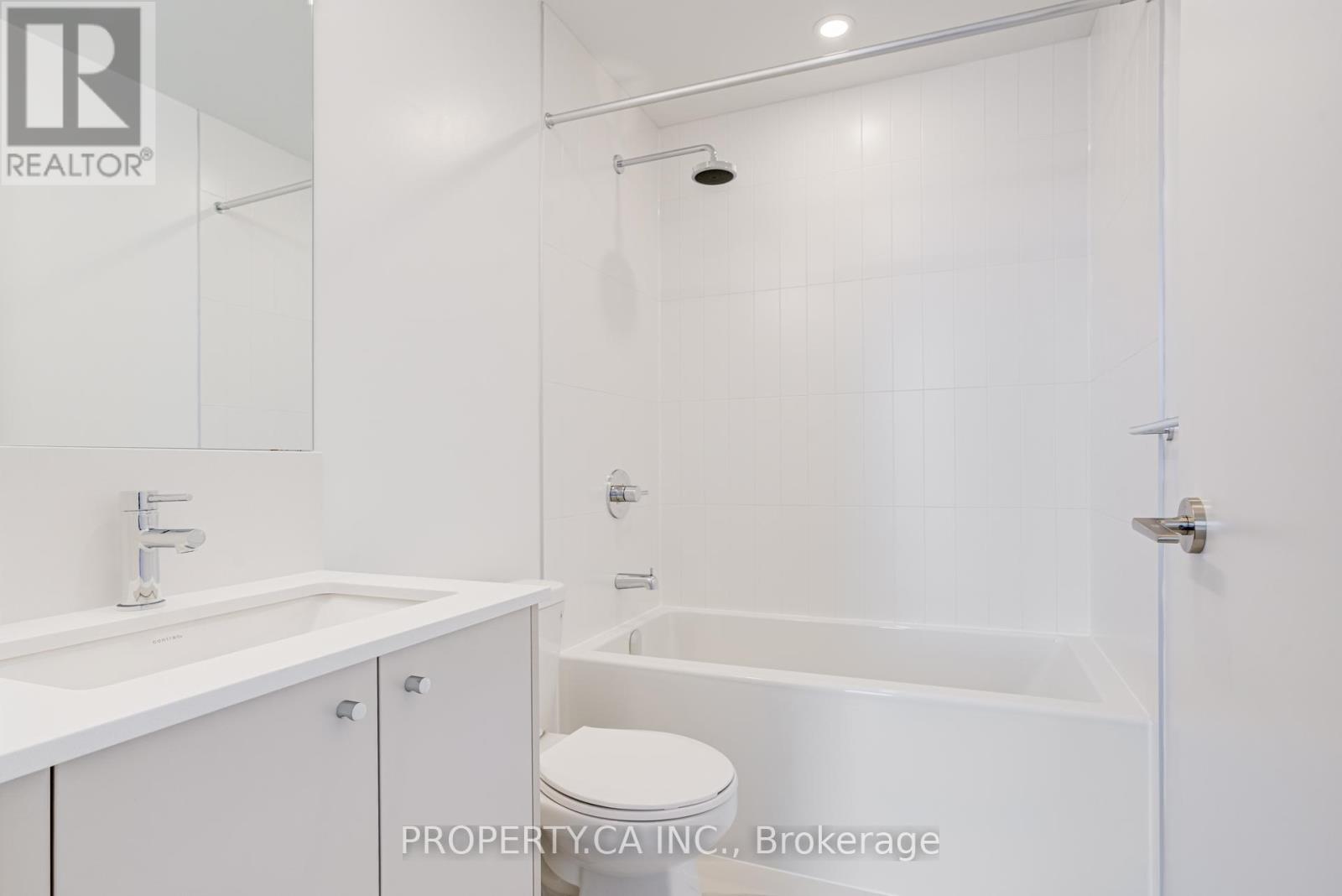 646 - 30 Dreamers Way, Toronto, Ontario  M5A 0Y7 - Photo 16 - C12846226