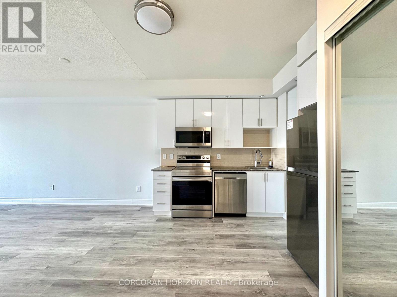 1710 - 181 Wynford Drive, Toronto, Ontario  M3C 0C6 - Photo 2 - C12846252