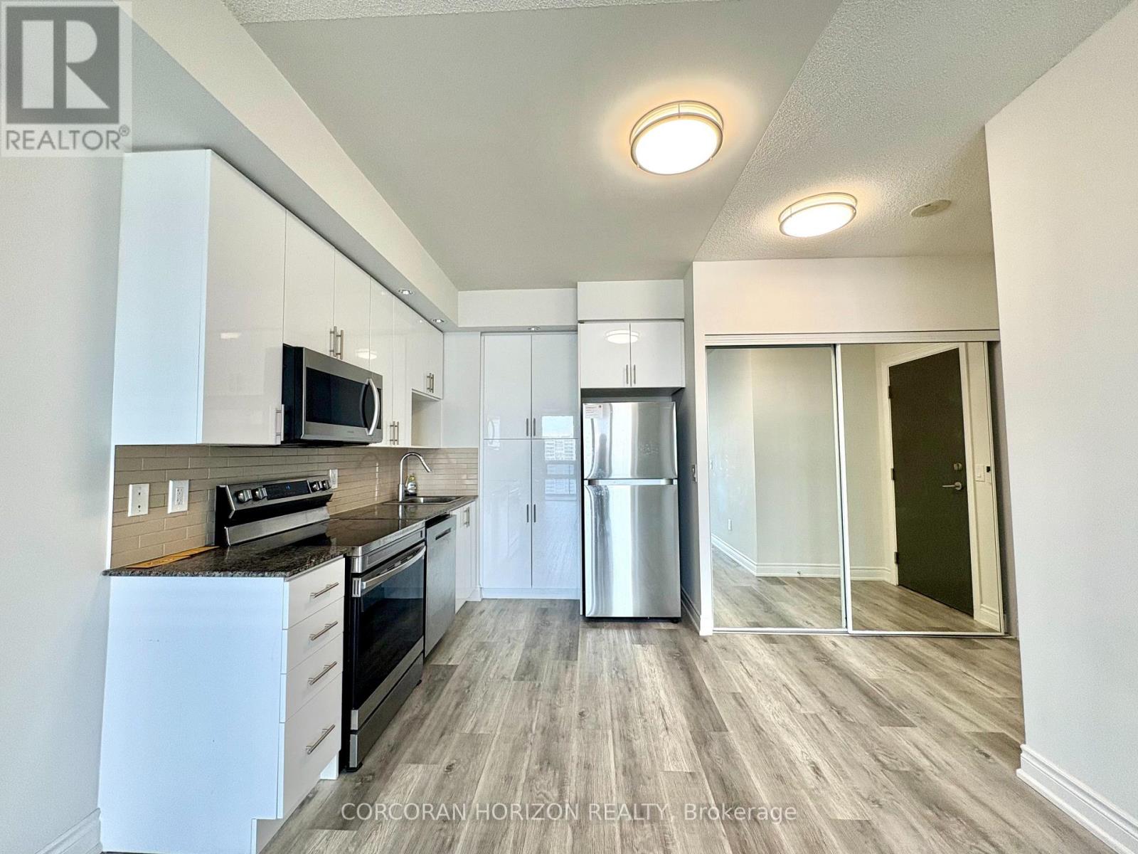 1710 - 181 Wynford Drive, Toronto, Ontario  M3C 0C6 - Photo 6 - C12846252