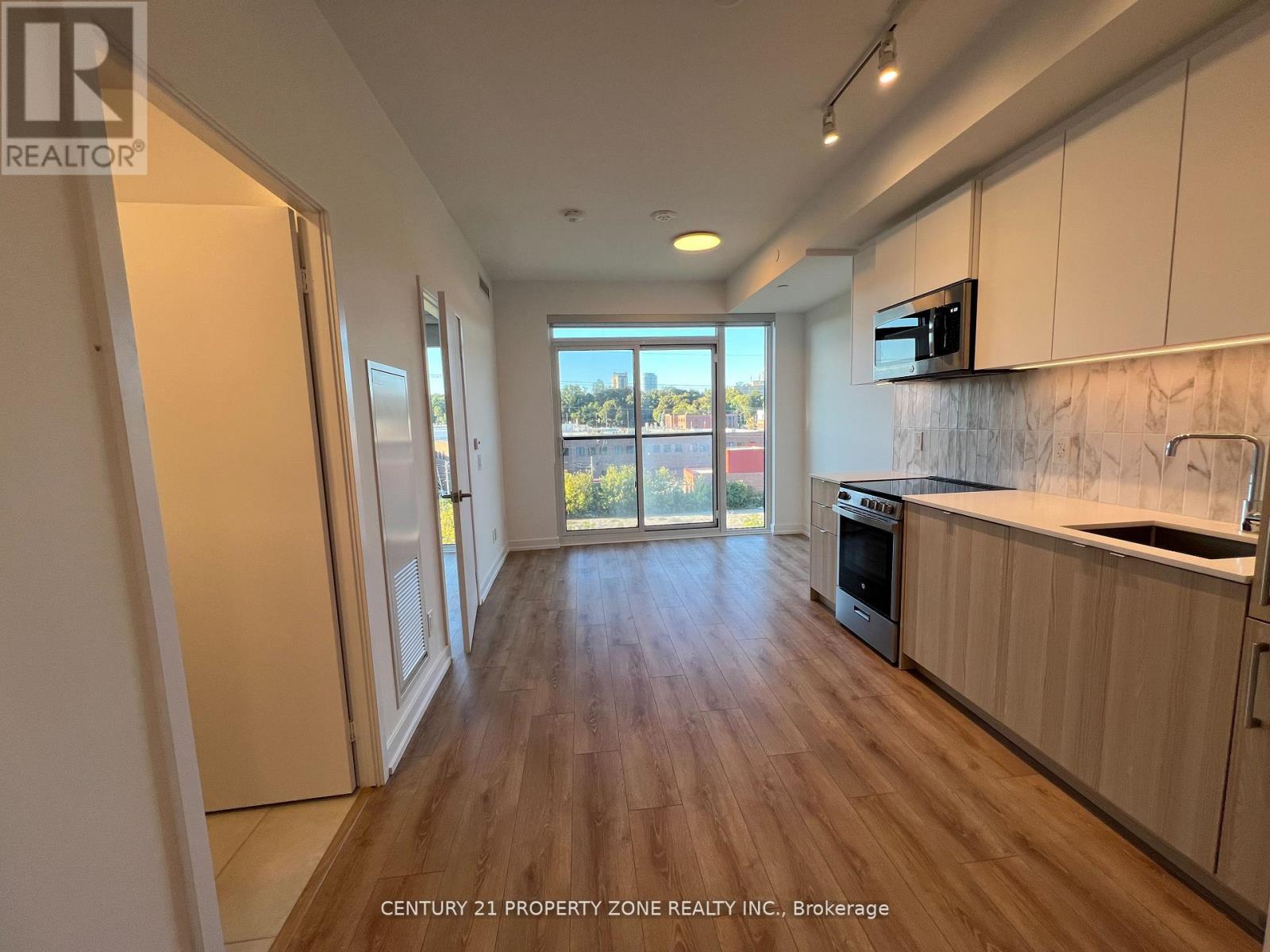 512 - 500 Dupont Street, Toronto, Ontario  M6G 0B8 - Photo 2 - C12846284