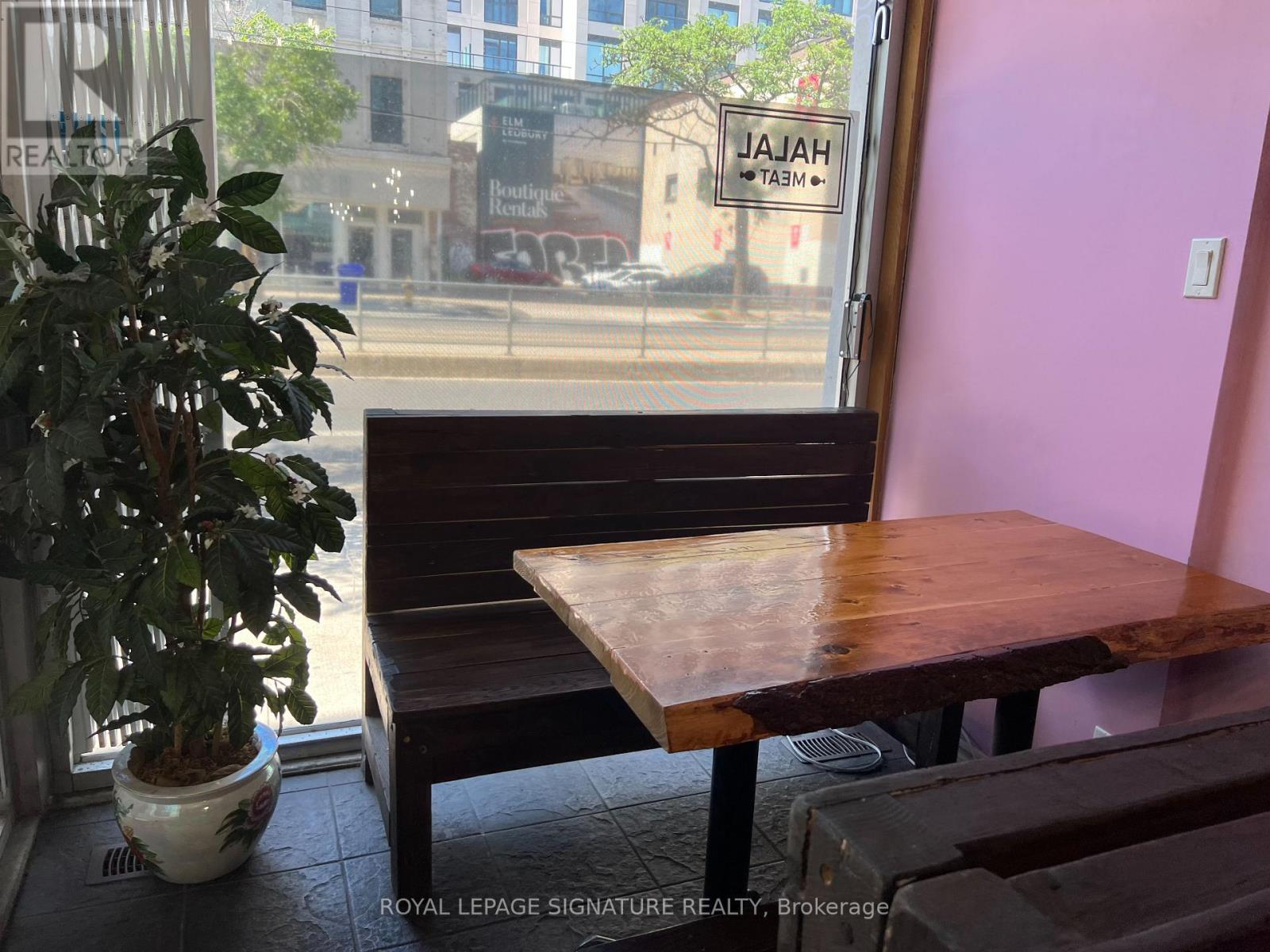 283 College Street, Toronto, Ontario  M5T 1R9 - Photo 5 - C12846300