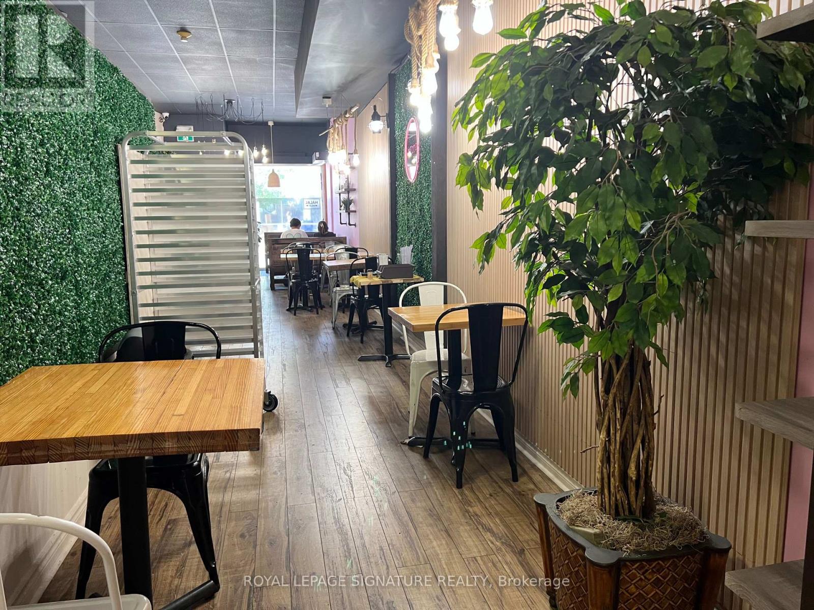 283 College Street, Toronto, Ontario  M5T 1R9 - Photo 8 - C12846300