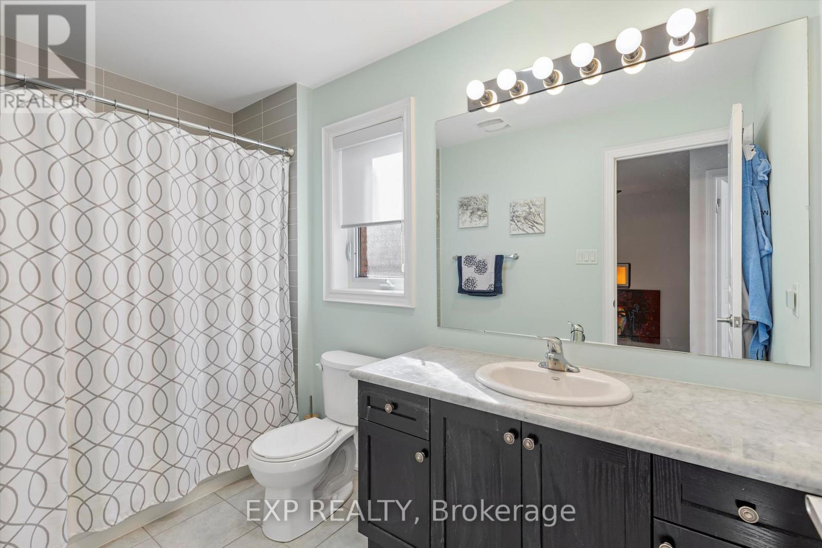 7 Goldthread Terrace, Toronto, Ontario  M3H 4N2 - Photo 13 - C12846352