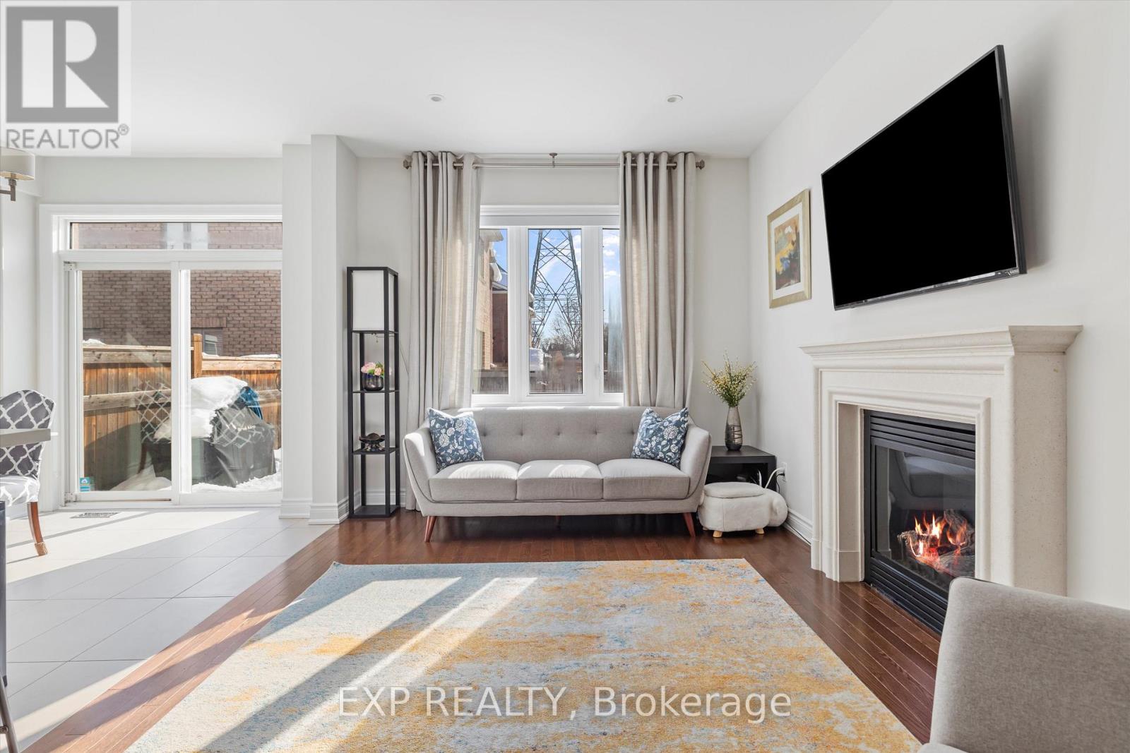 7 Goldthread Terrace, Toronto, Ontario  M3H 4N2 - Photo 3 - C12846352