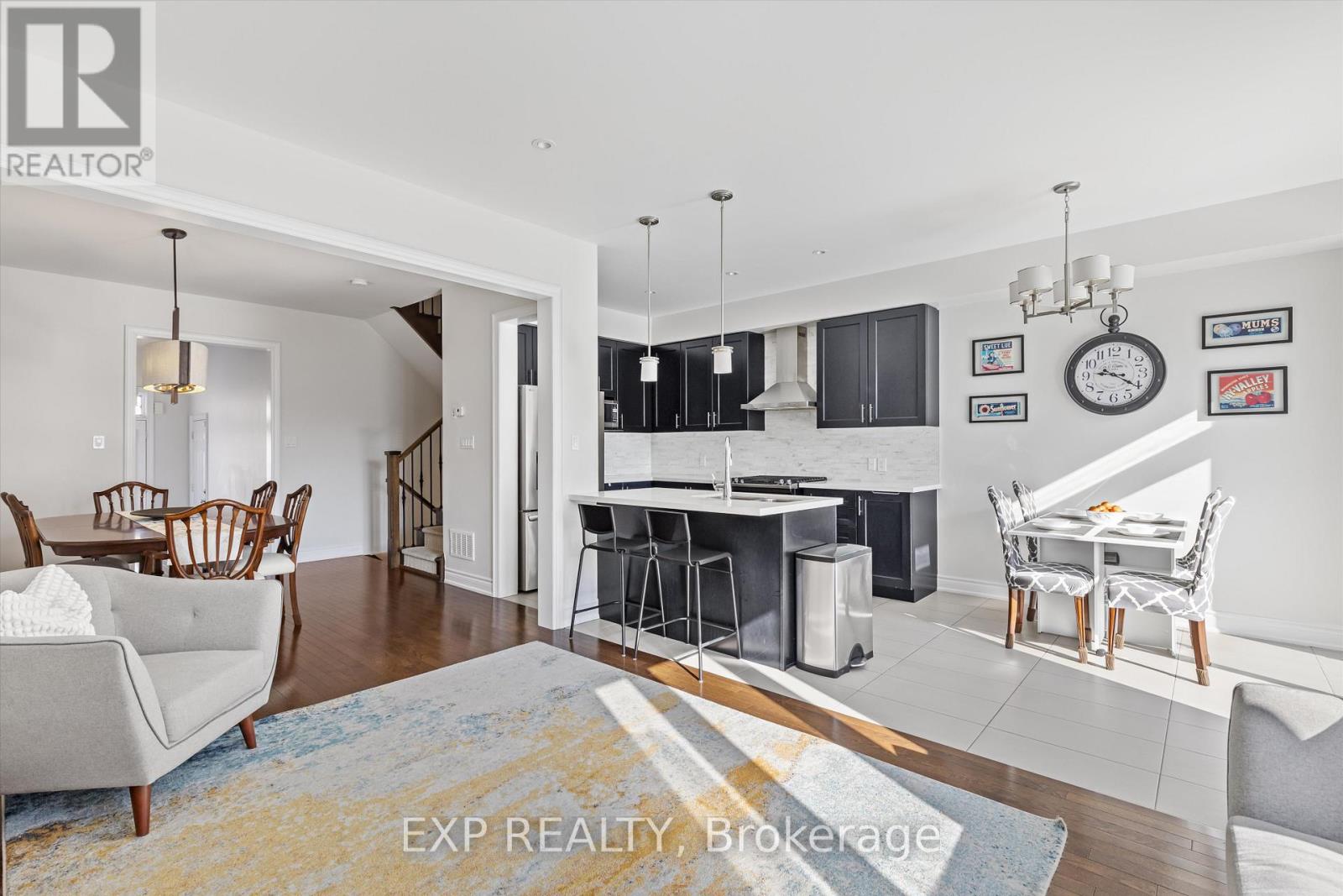 7 Goldthread Terrace, Toronto, Ontario  M3H 4N2 - Photo 5 - C12846352