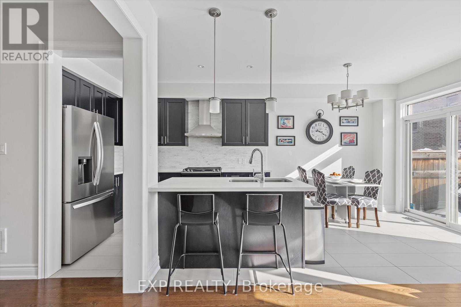 7 Goldthread Terrace, Toronto, Ontario  M3H 4N2 - Photo 6 - C12846352