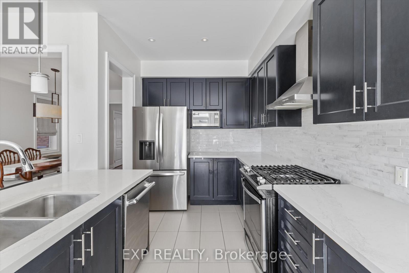 7 Goldthread Terrace, Toronto, Ontario  M3H 4N2 - Photo 7 - C12846352