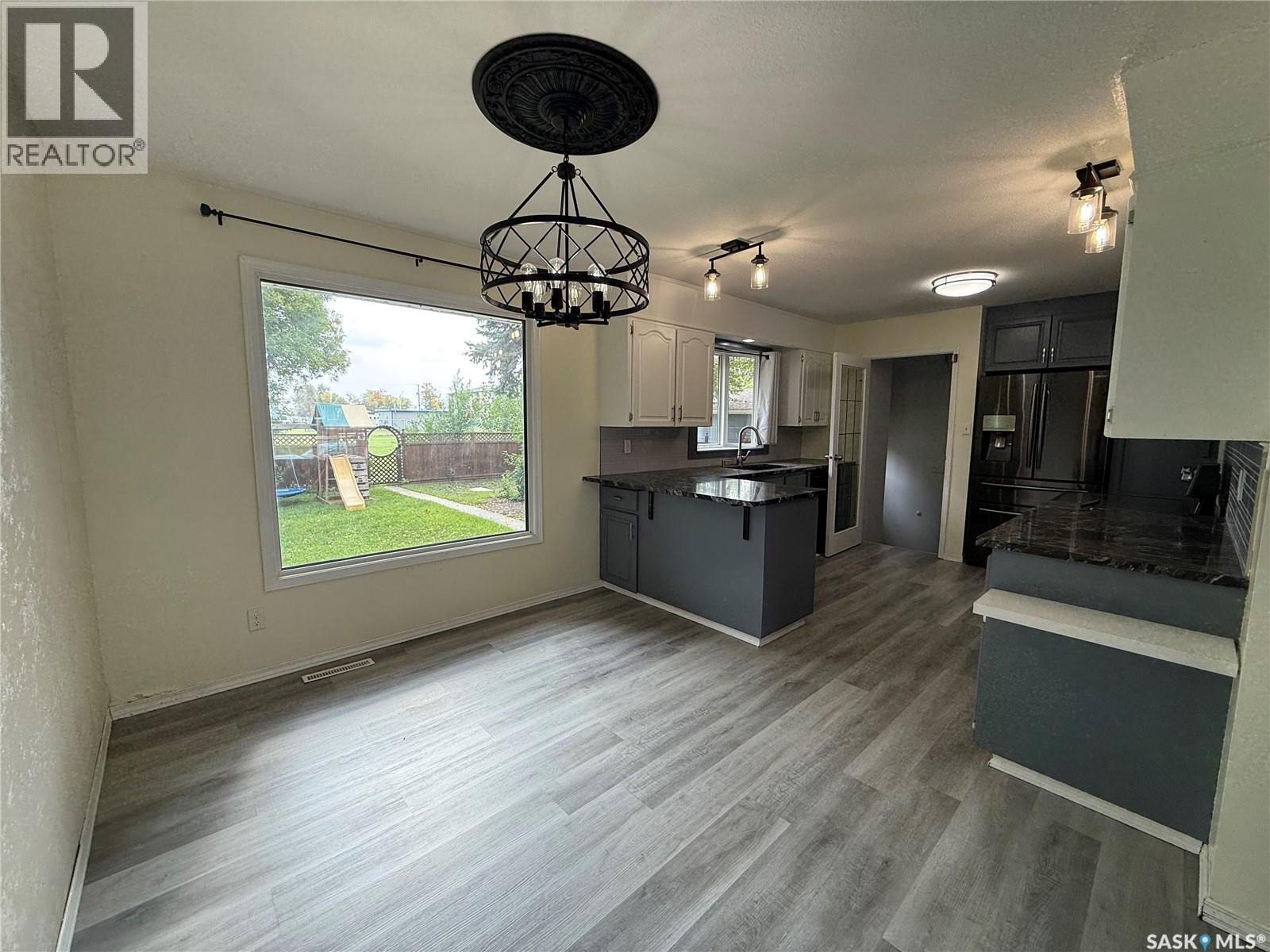 20 Scott Crescent, Weyburn, Saskatchewan  S4H 1T6 - Photo 12 - SK004329