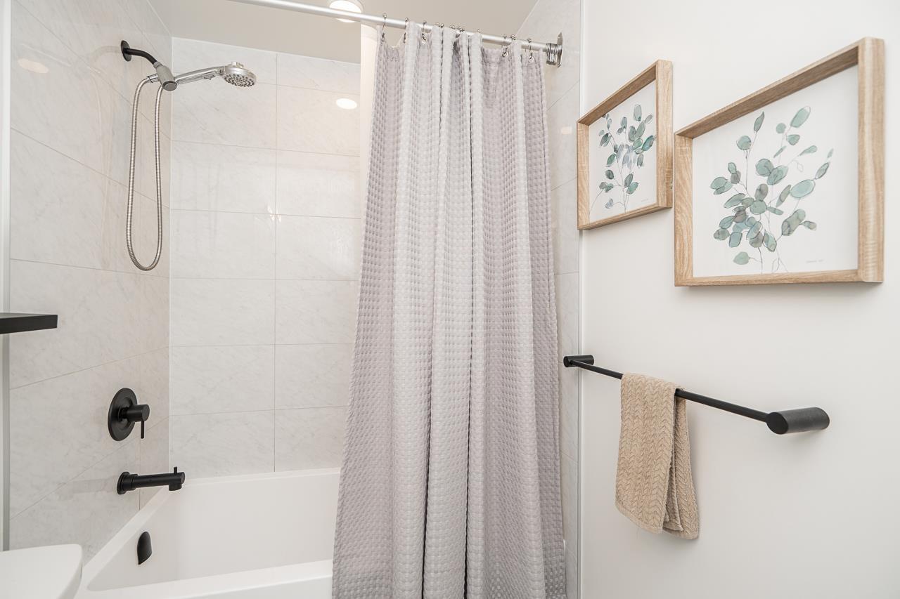 209 20077 84 Avenue, Langley, British Columbia  V2Y 3X7 - Photo 3 - R3096147