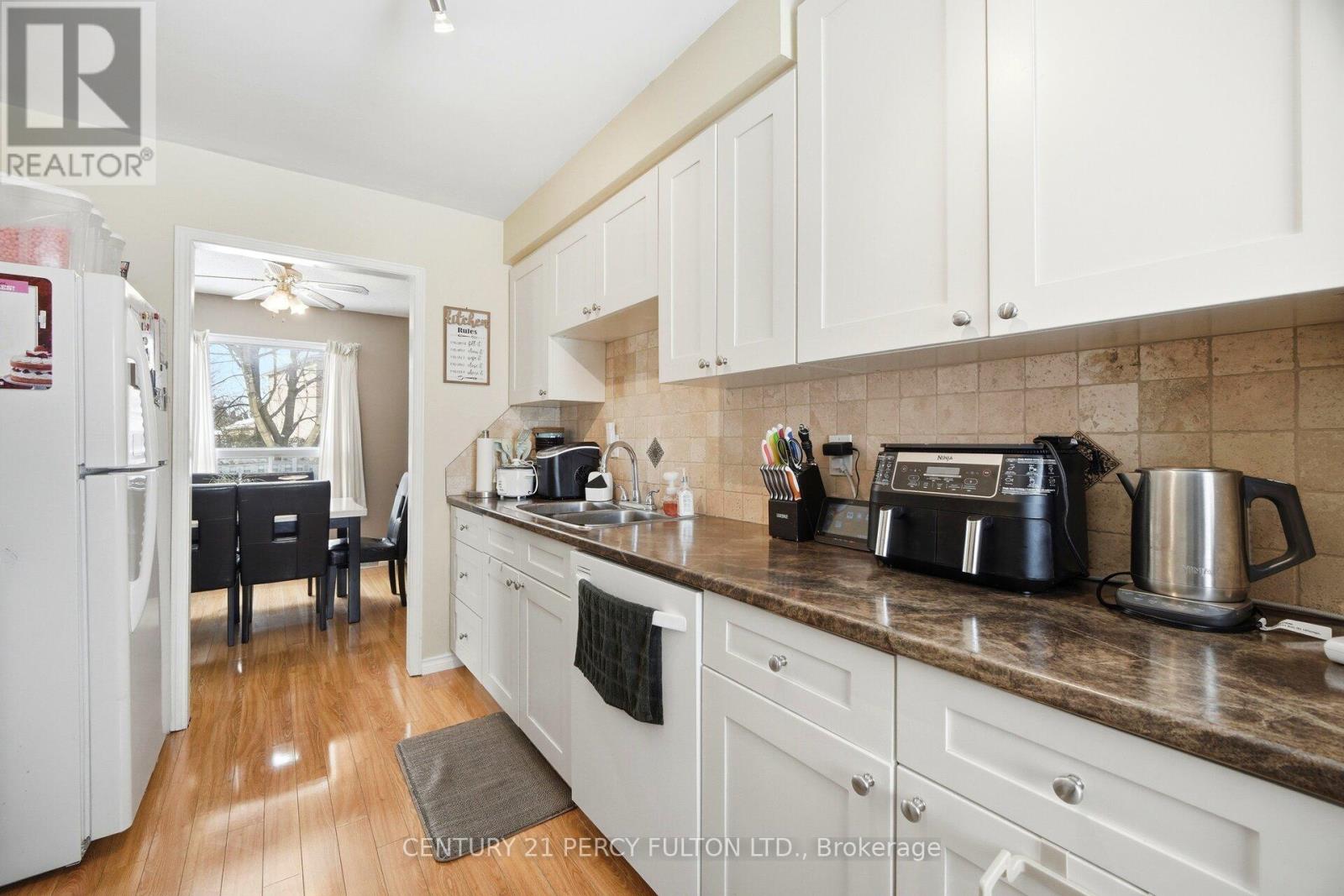 58 Marshall Crescent, Ajax, Ontario  L1T 2N9 - Photo 6 - E12846230