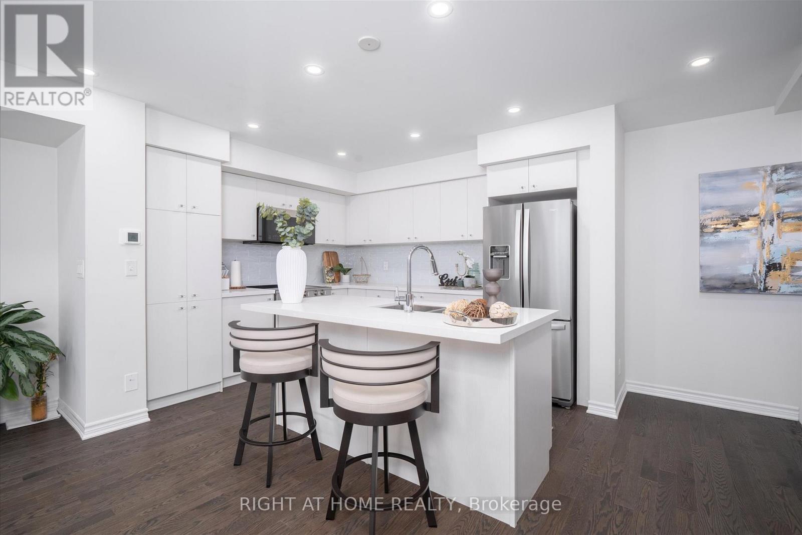 33 Amulet Way, Whitby, Ontario  L1R 0R5 - Photo 10 - E12846322