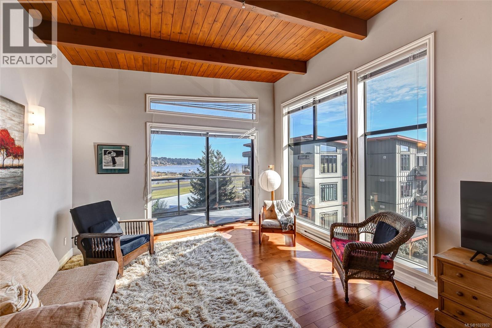 344 2300 Mansfield Dr, Courtenay, British Columbia  V9N 3S3 - Photo 10 - 1027802