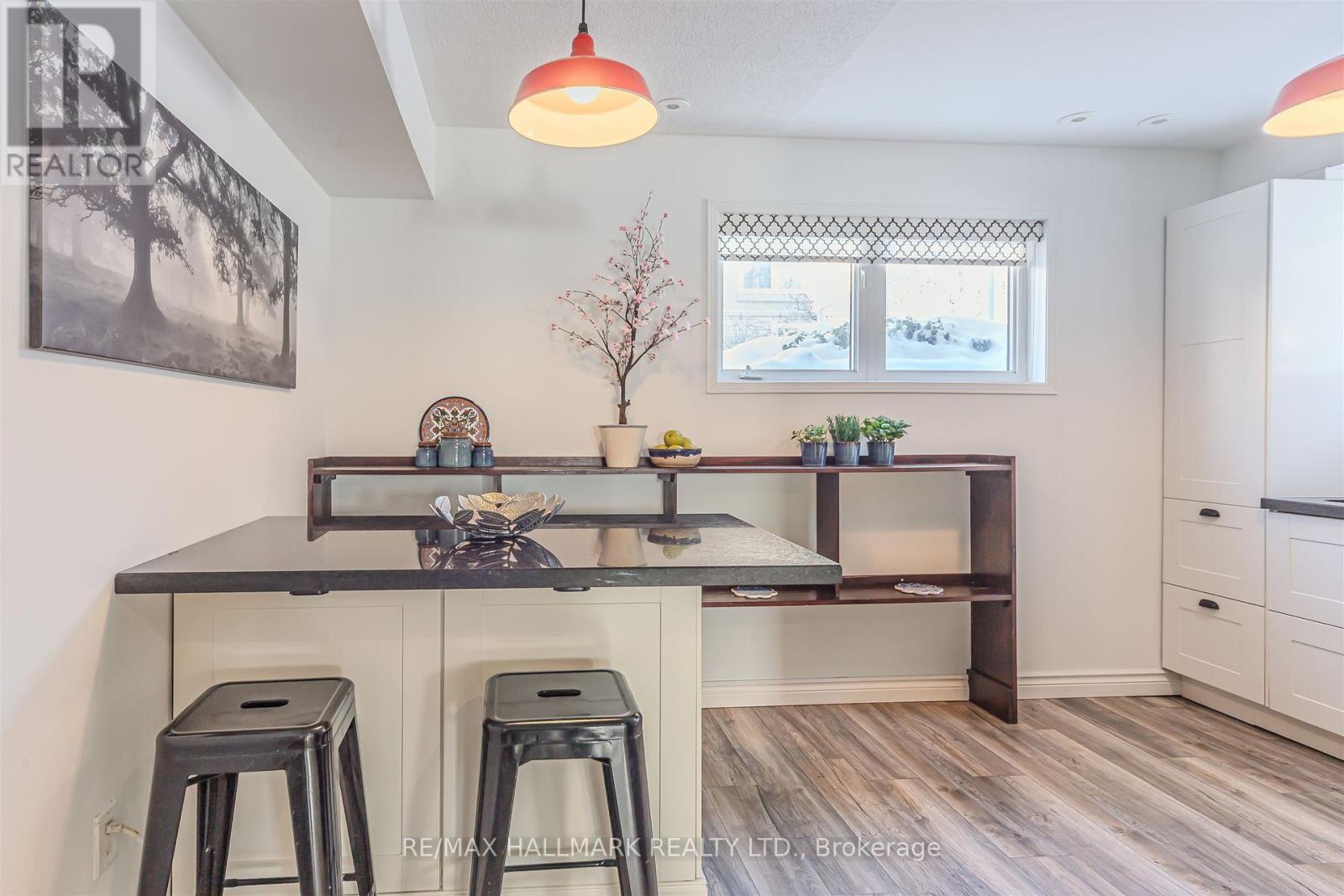 101 - 10 Turntable Crescent, Toronto, Ontario  M6H 4K9 - Photo 14 - W12846256