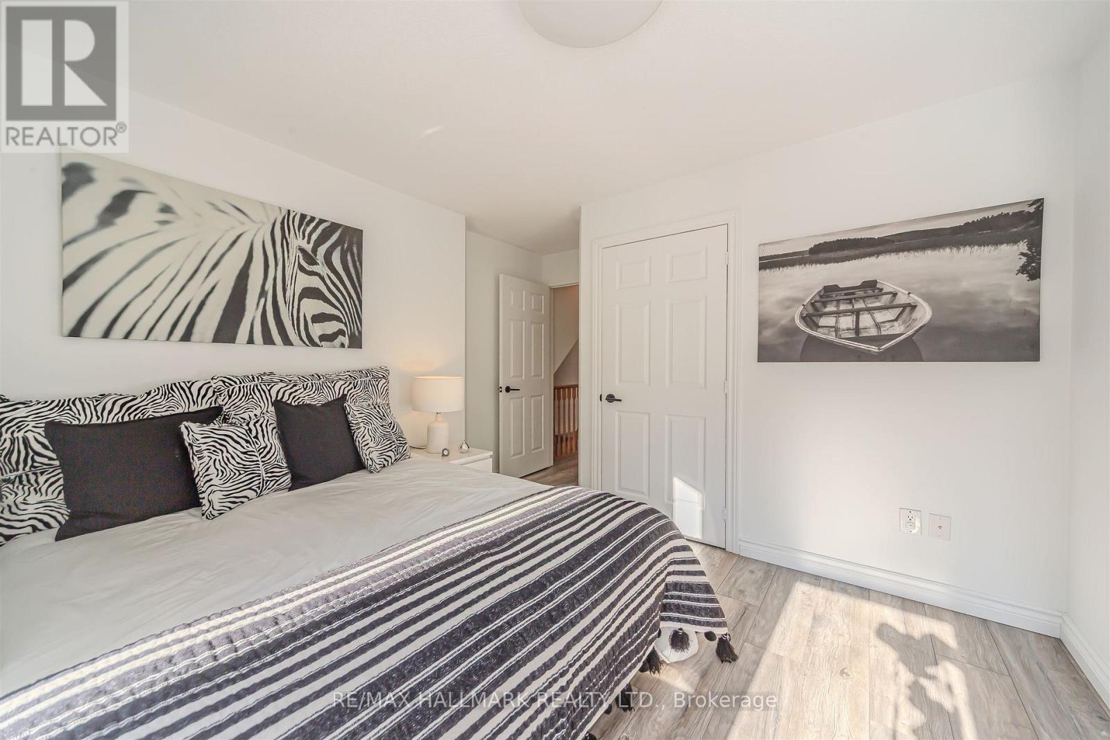 101 - 10 Turntable Crescent, Toronto, Ontario  M6H 4K9 - Photo 26 - W12846256