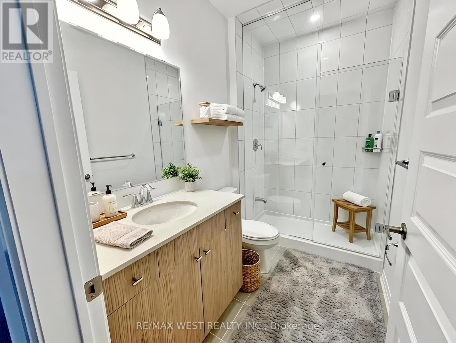 615 - 490 Gordon Krantz Avenue, Milton, Ontario  L9E 1Z5 - Photo 3 - W12846270