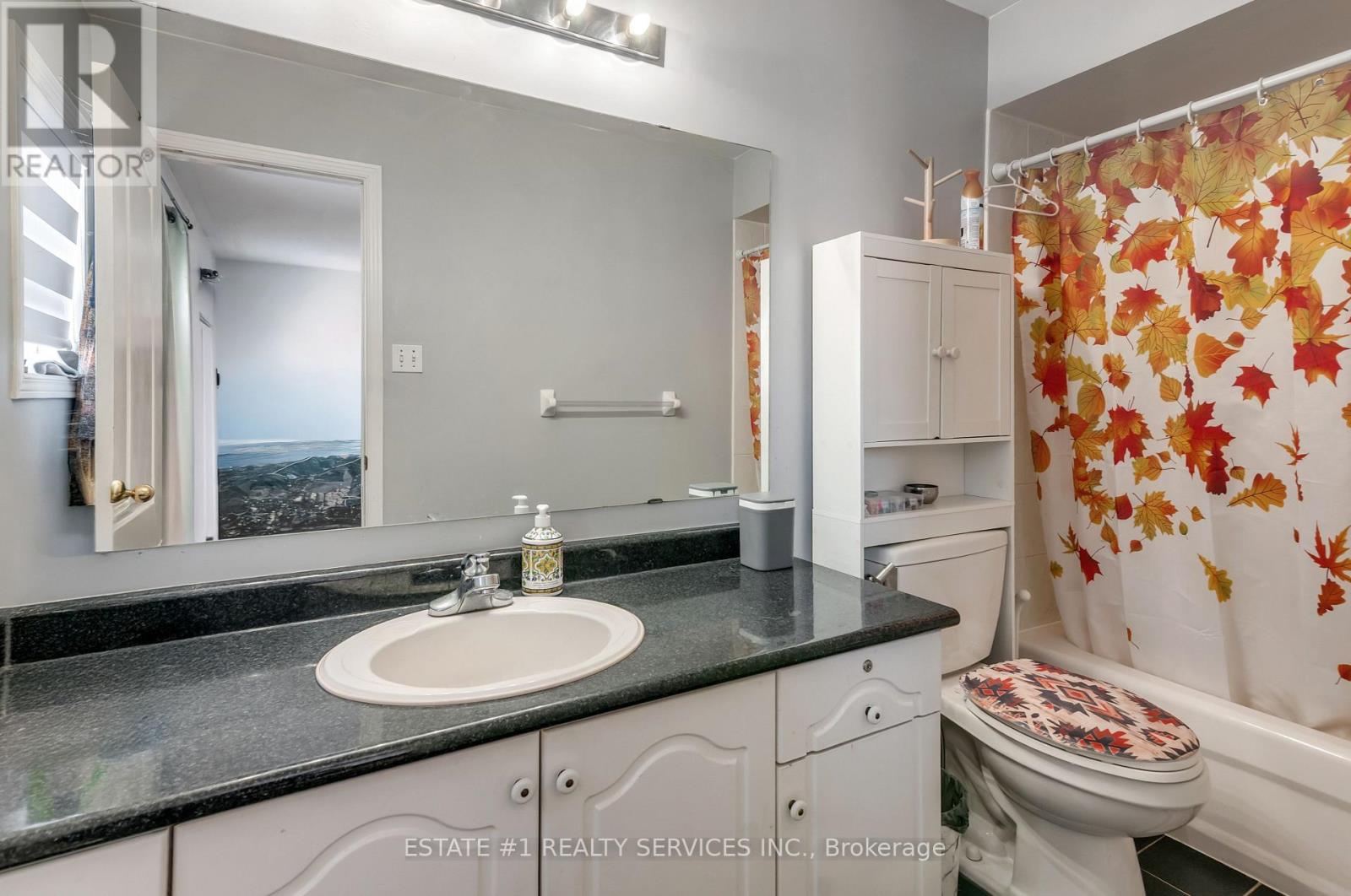 63 Tideland Drive, Brampton, Ontario  L7A 2W1 - Photo 24 - W12846288