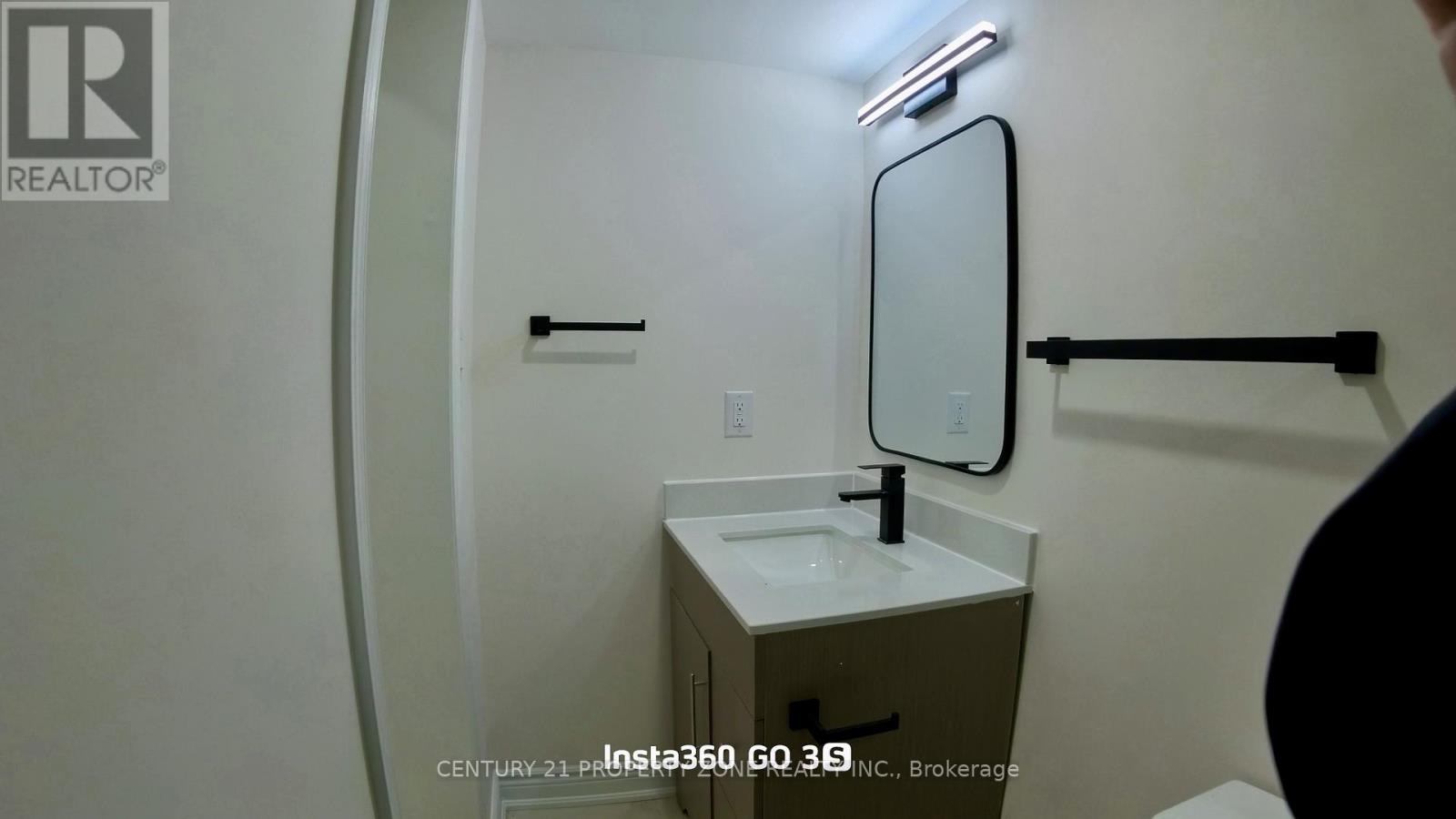 Bsmt - 13 Junior Road, Brampton, Ontario  L7A 5J4 - Photo 11 - W12846340