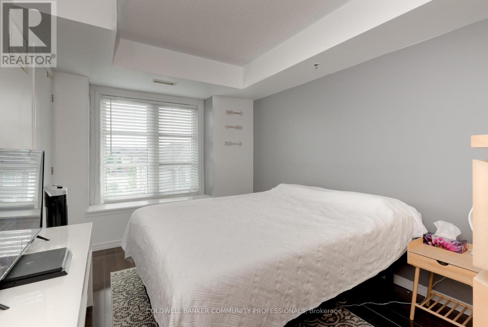 404 - 3060 Rotary Way, Burlington, Ontario  L7M 0G9 - Photo 16 - W12846342