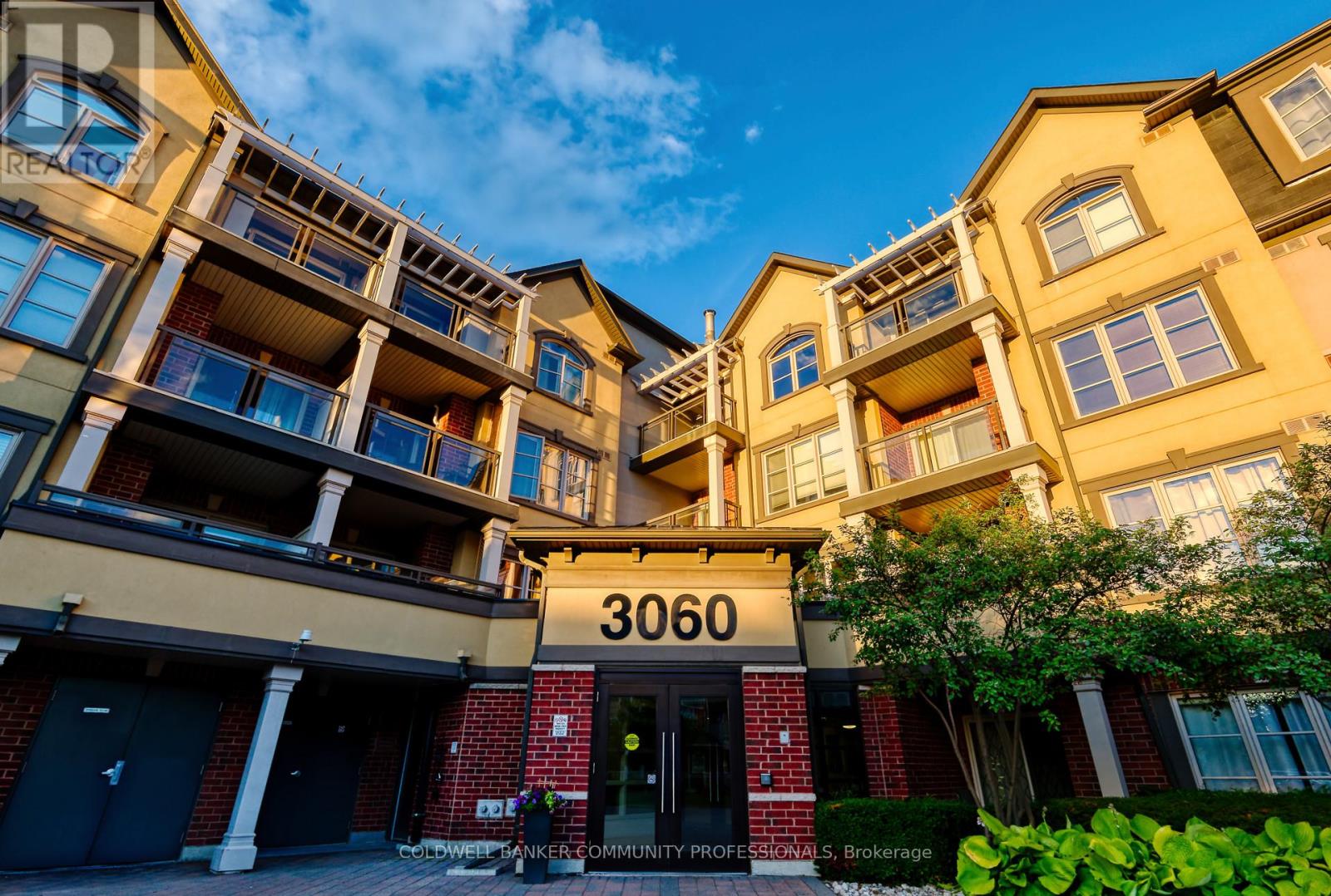 404 - 3060 Rotary Way, Burlington, Ontario  L7M 0G9 - Photo 3 - W12846342