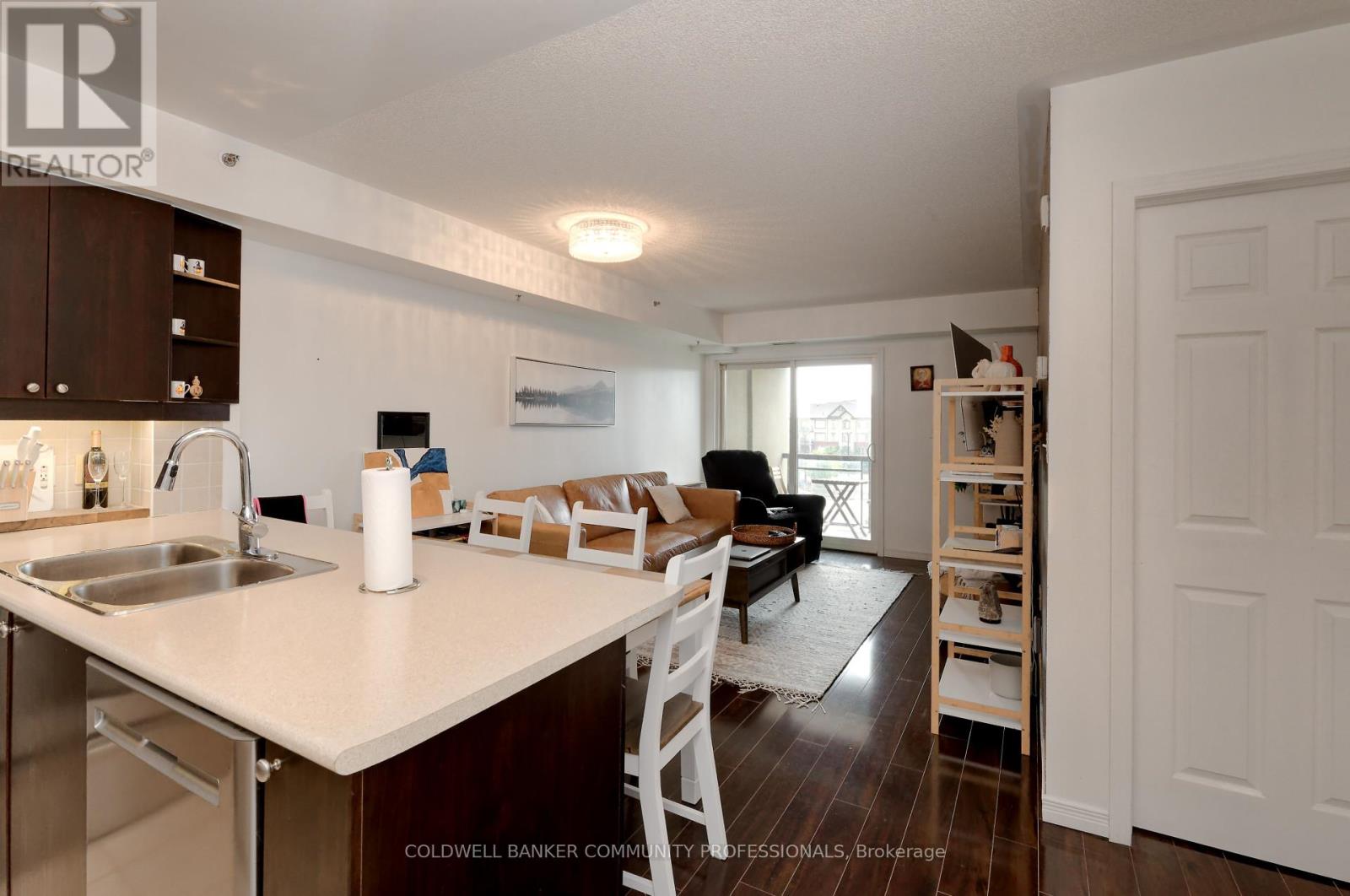 404 - 3060 Rotary Way, Burlington, Ontario  L7M 0G9 - Photo 8 - W12846342