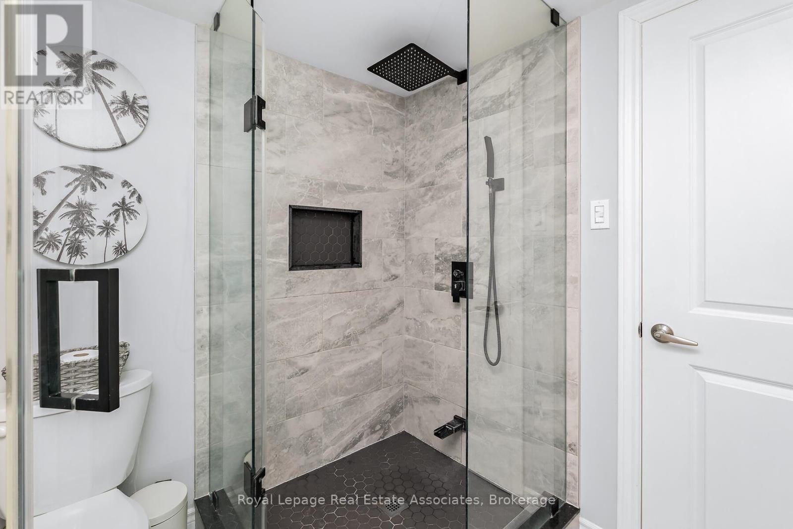 19 Stewart Maclaren Road, Halton Hills, Ontario  L7G 5L8 - Photo 29 - W12846396