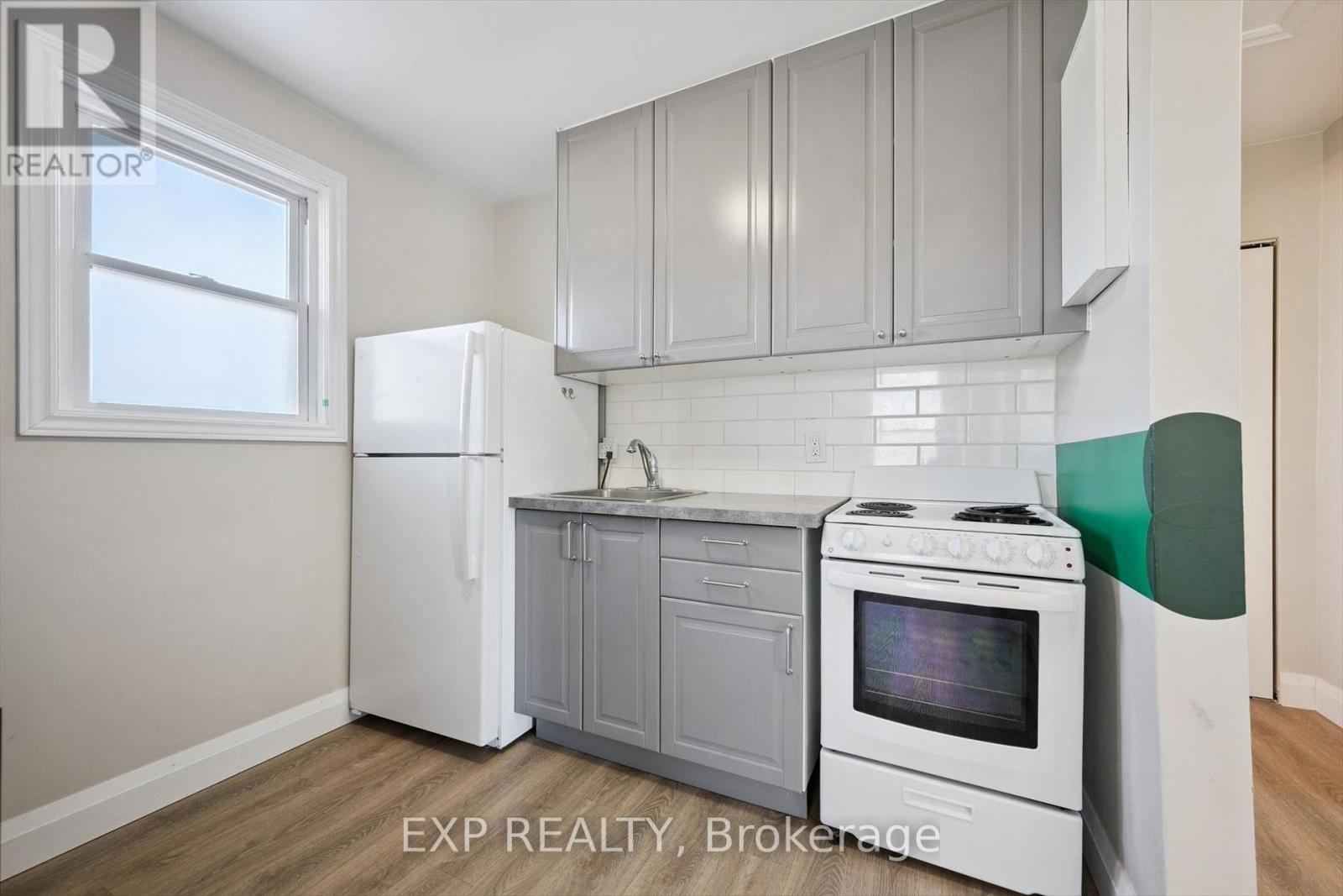 253 Sydney Street S, Kitchener, Ontario  N2G 3V8 - Photo 19 - X12846268