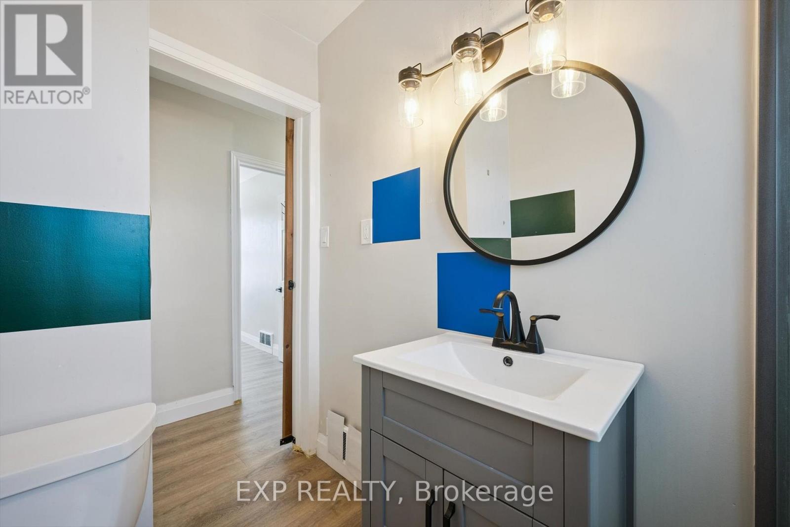 253 Sydney Street S, Kitchener, Ontario  N2G 3V8 - Photo 27 - X12846268