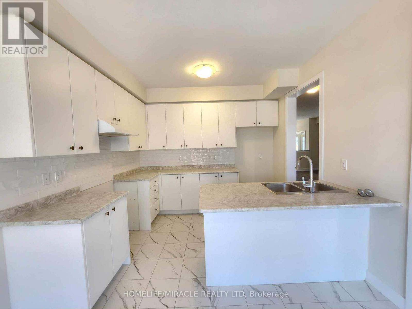 70 Eastbridge Avenue, Welland, Ontario  L3B 0M2 - Photo 14 - X12846314