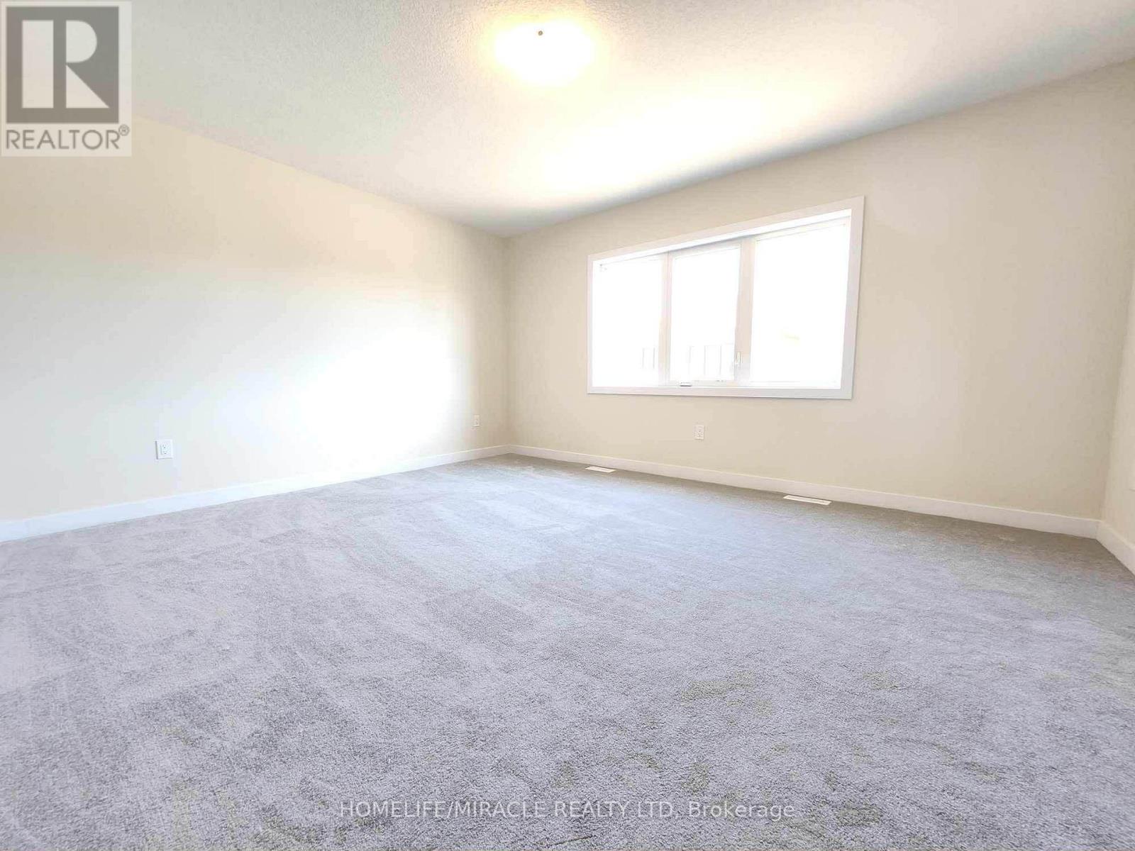 70 Eastbridge Avenue, Welland, Ontario  L3B 0M2 - Photo 17 - X12846314