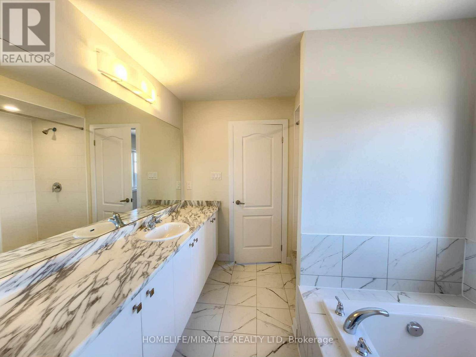 70 Eastbridge Avenue, Welland, Ontario  L3B 0M2 - Photo 19 - X12846314