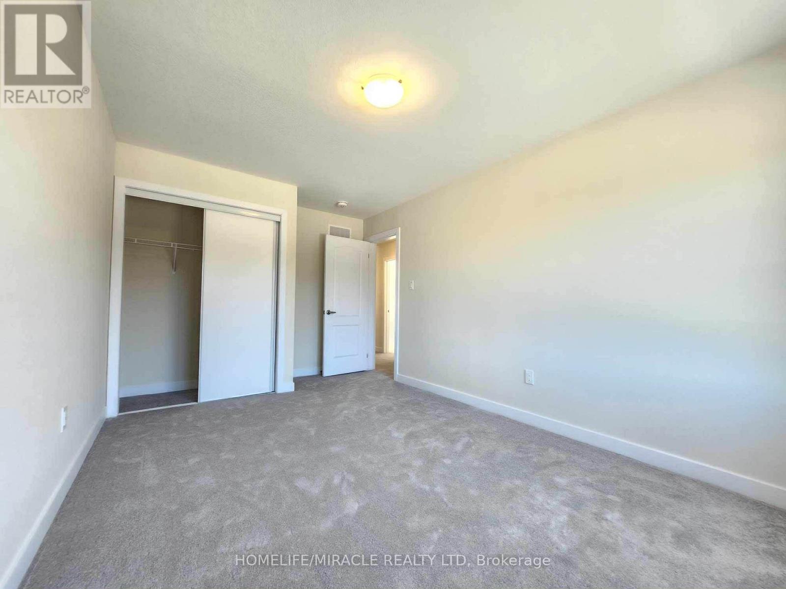 70 Eastbridge Avenue, Welland, Ontario  L3B 0M2 - Photo 26 - X12846314