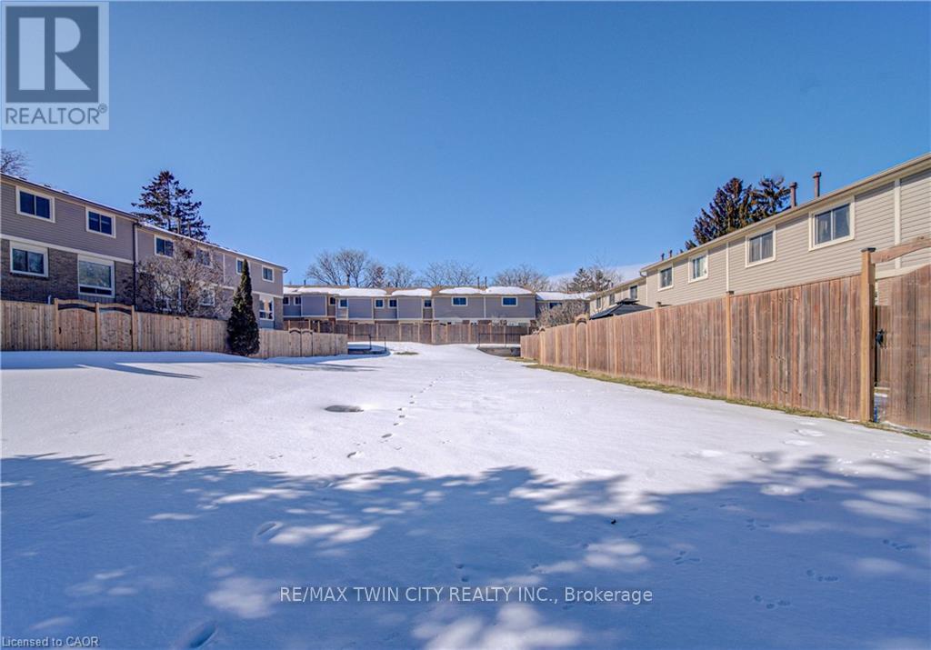 277 Pioneer Drive, Kitchener, Ontario  N2P 1M9 - Photo 35 - X12846318