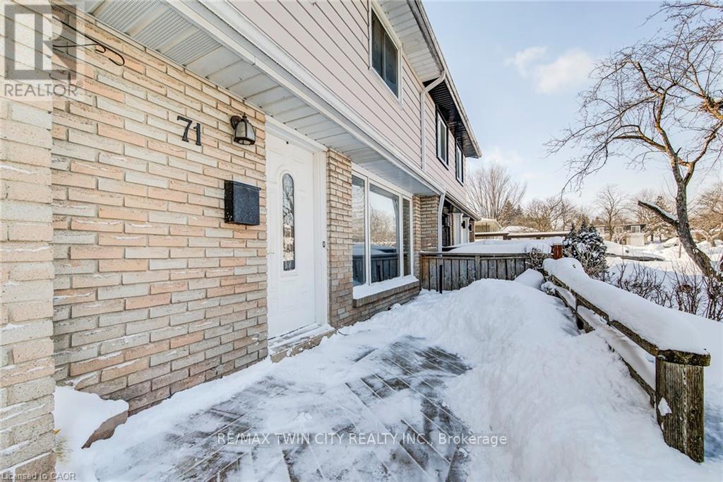 71 Shadeland Crescent, Kitchener, Ontario  N2M 2J1 - Photo 2 - X12846394